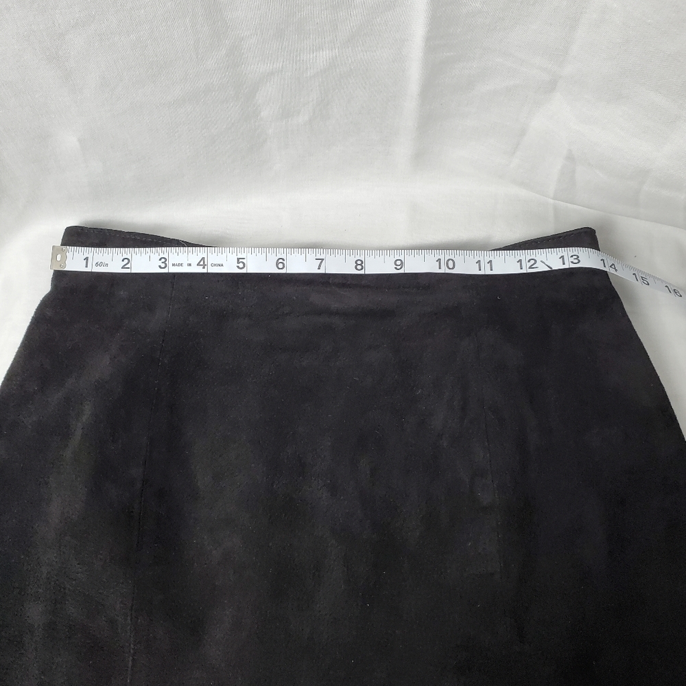 Wilson's Leather Black Suede Mini Skirt Size 10 - Picture 4 of 9